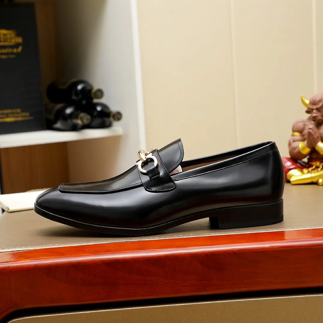 Men's shoes 💰600 🕷🕷🐂【Ferragamo】 Popular fashionable casual shoes🇨🇳Official website counter 1:1 production, original mold opening💯Good quality can be seen, imported high-end first-layer pebbled calfskin, water-dyed🐂leather lining🌿very clear texture, high-quality waterproof, non-slip and wear-resistant outsole🎋high quality and low price, truly handmade🍓, 7 colors available! Code number 38-44 (45. To be customized)